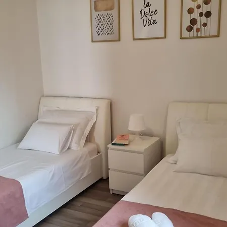 Exclusive Elegant With Pool In Villa